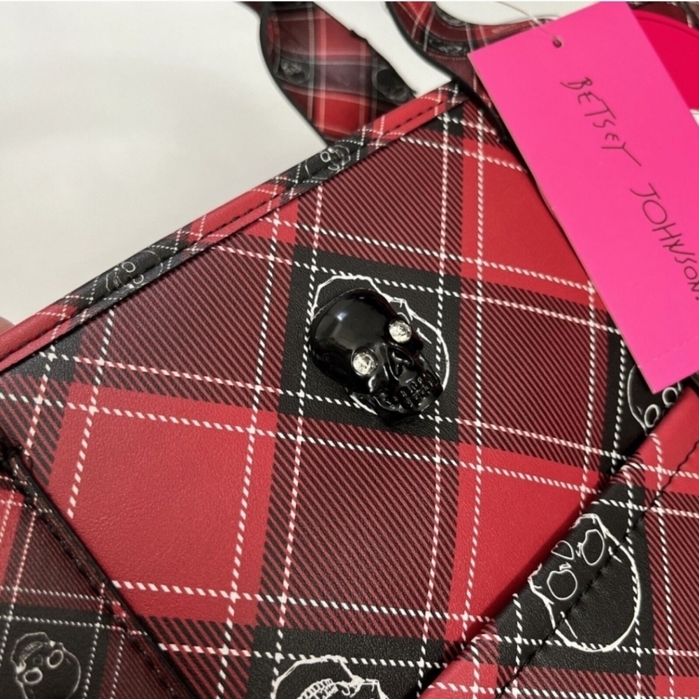 ❤️🔹️BETSEY JOHNSON🔹️ red Plaid Skull Tote w/ coin pouch XOLOLO - Picture 7 of 12